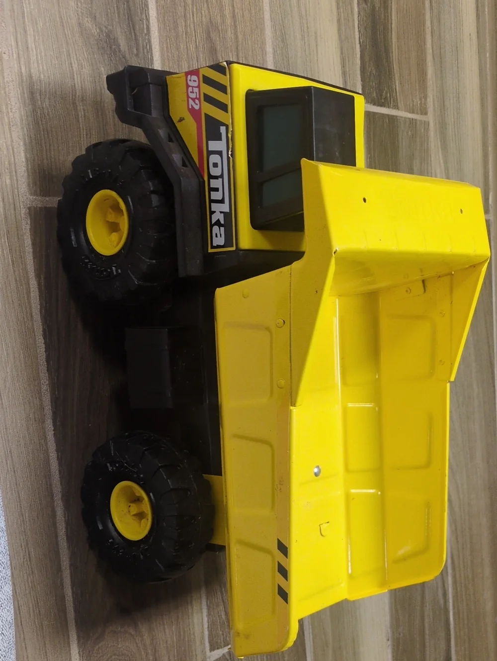 Tonka Yellow and Black Large Dump Truck